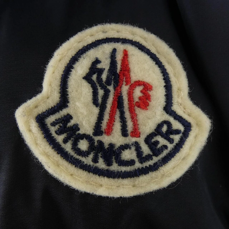 Áo khoác lông vũ MONCLER 644989