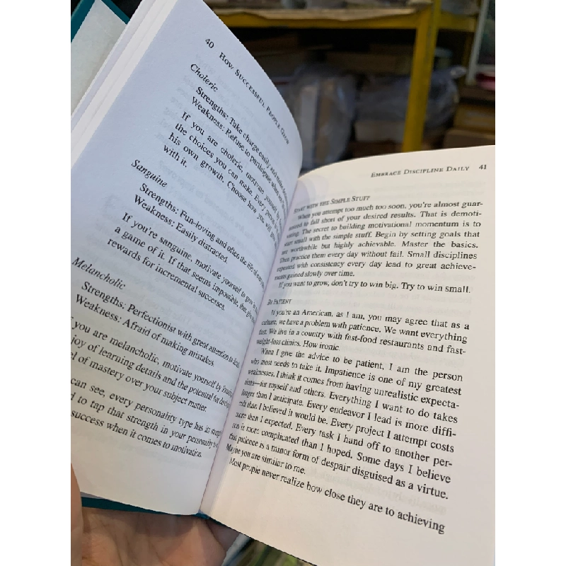 HOW SUCCESSFULL PEOPLE GROW - John C. Maxwell 305482