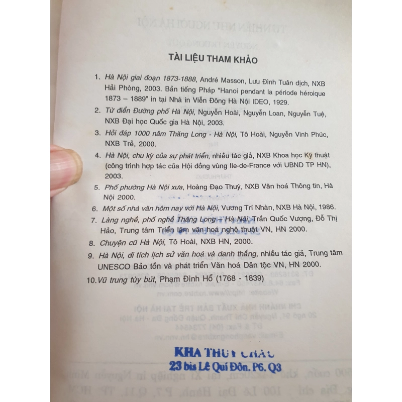 Tự nhiên như người Hà Nội (bản in 2004) 482425