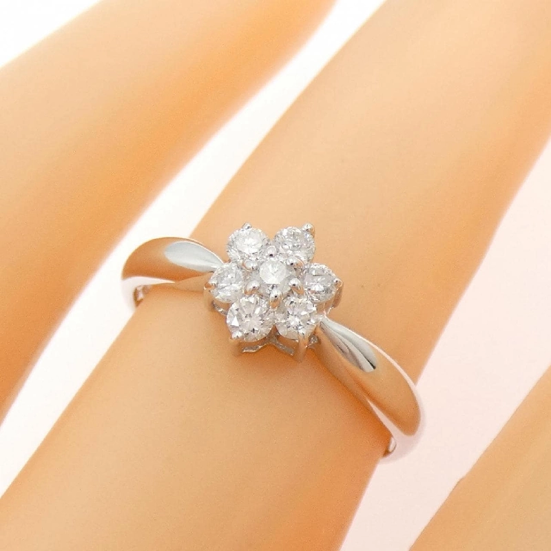 Nhẫn kim cương hoa K18WG 0.20CT - Hàng hiệu Authentic 849450