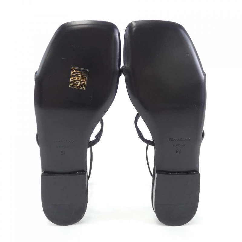 Giày sandal FERRAGAMO - Hàng hiệu Authentic 830721