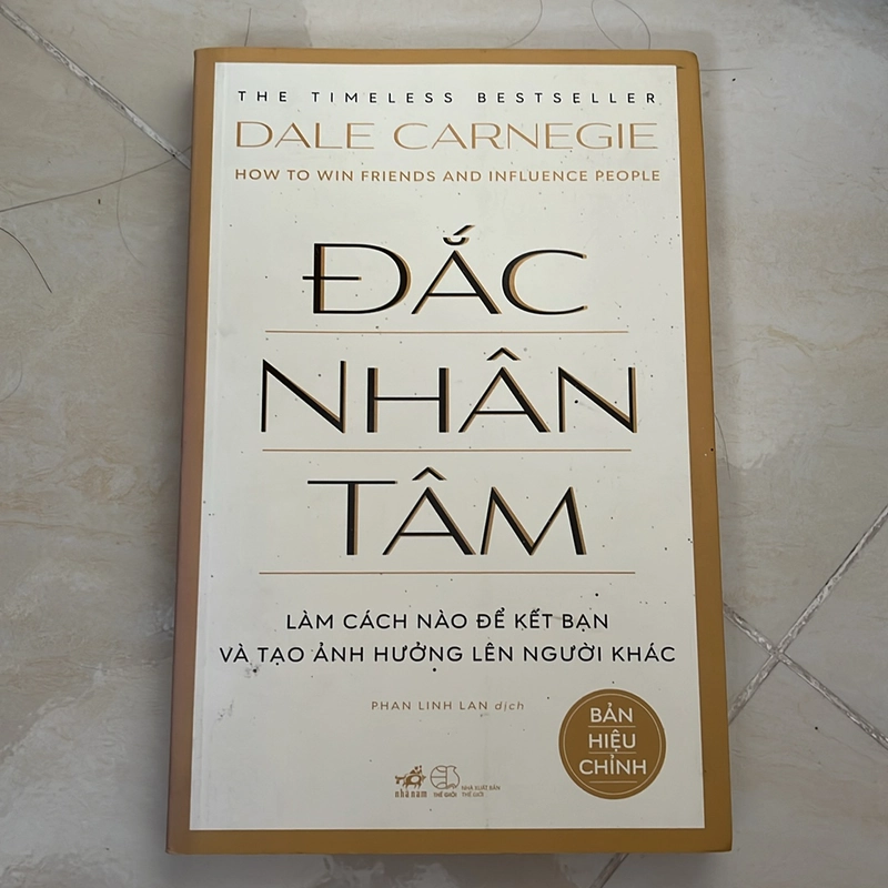 sách đắc nhân tâm còn mới nguyên 519810