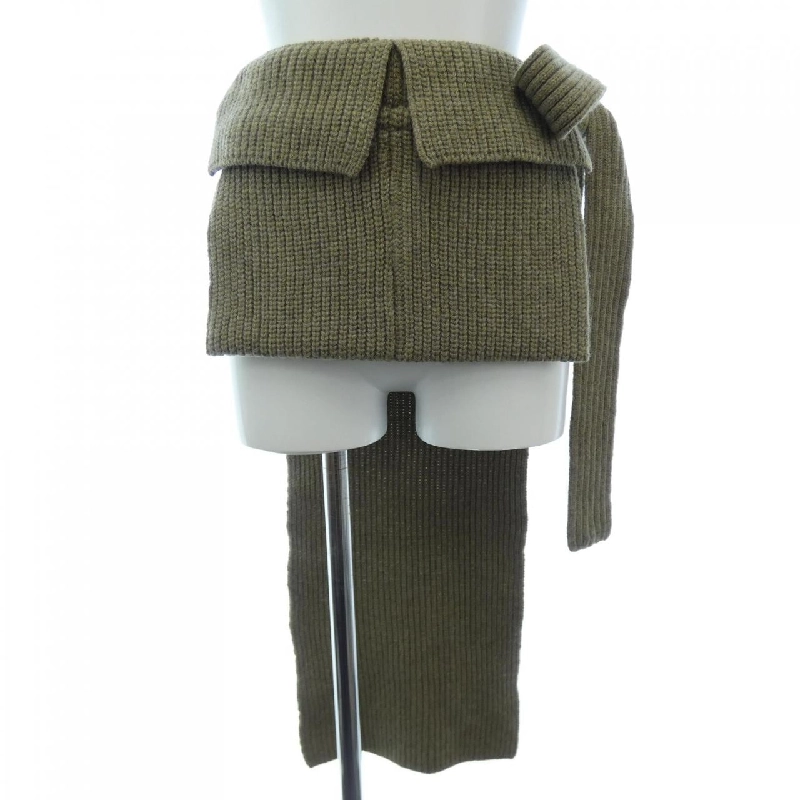 Chân váy TAN - Hàng hiệu Authentic 825932