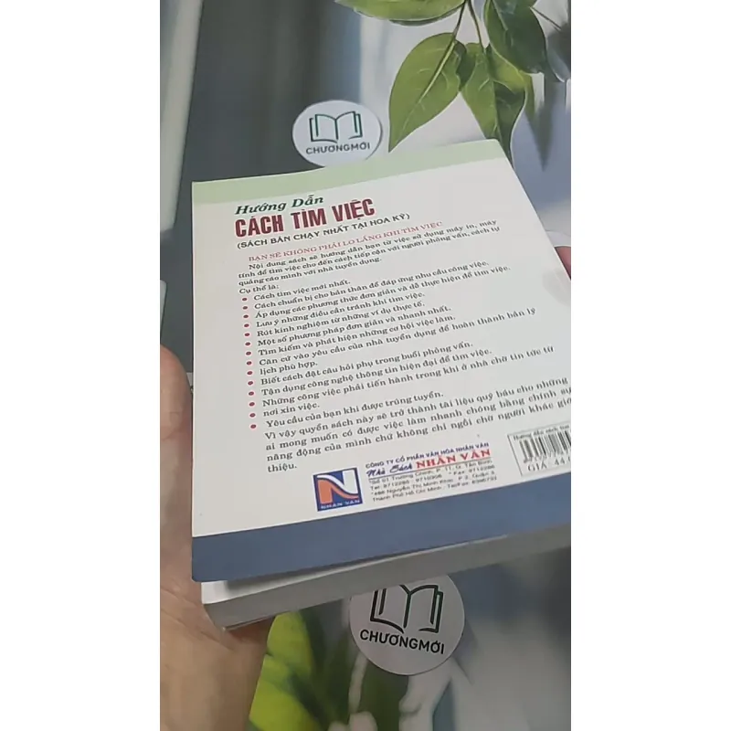 Sổ tay hướng dẫn cách tìm việc những năm 90 - Nhân Văn 688433