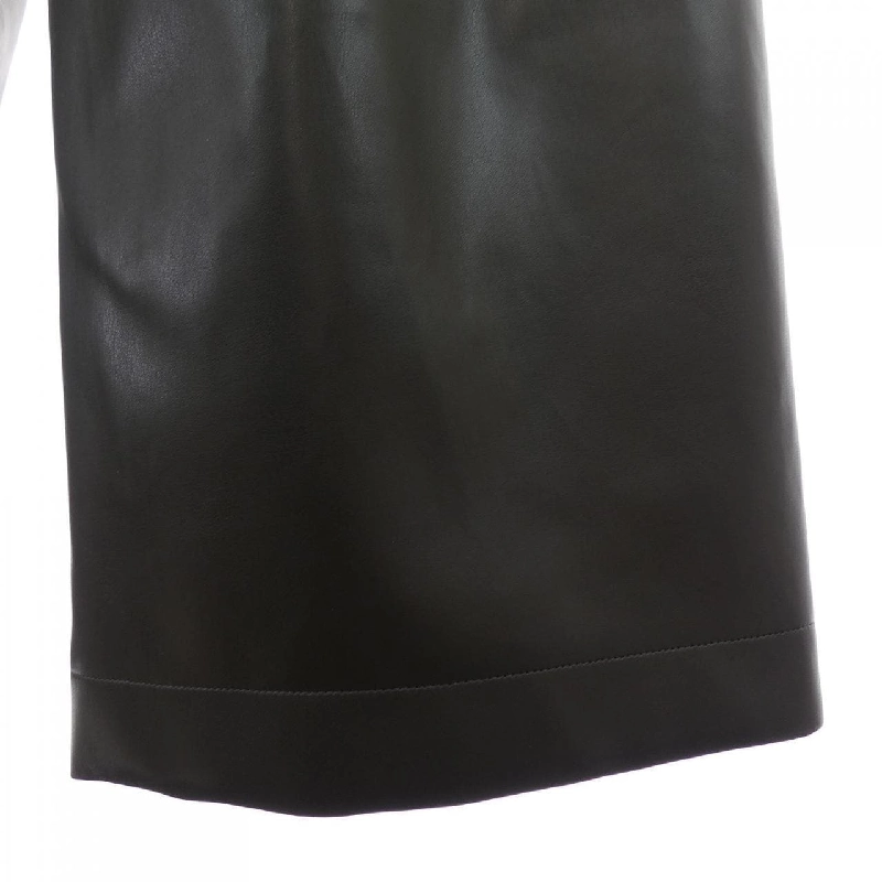 Quần giả da SACAI FAUX LEATHER PANTS 25-03750M - Hàng hiệu Authentic 889578