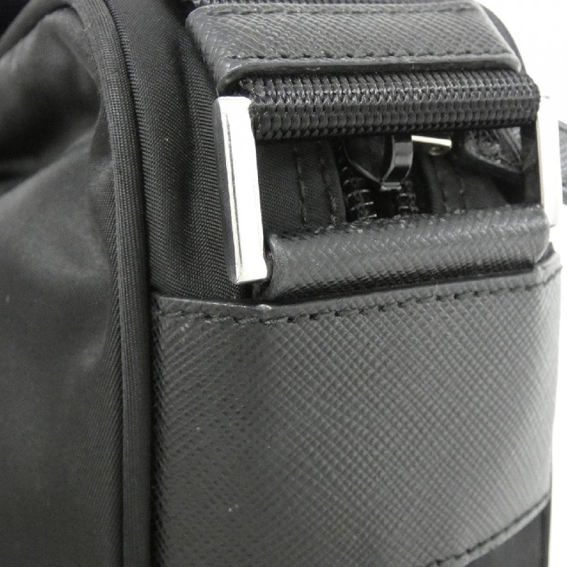 Túi đeo vai Prada 1BC167 611667