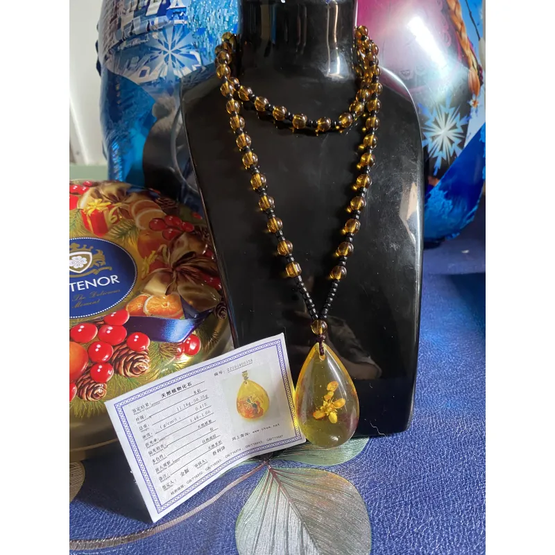 Vòng cổ hổ phách 931418