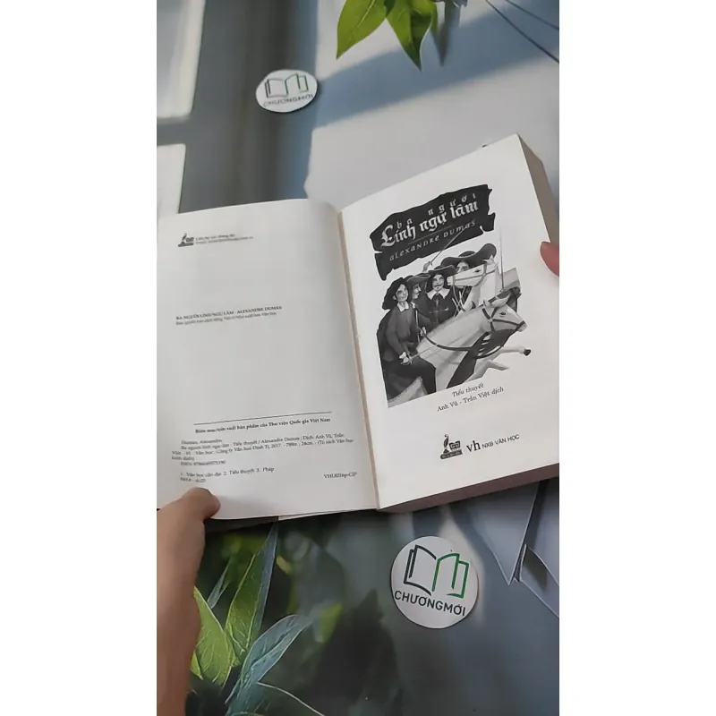 [MIỄN PHÍ BỌC SÁCH] Ba người lính ngự lâm - Alexandre Dumas 1018845