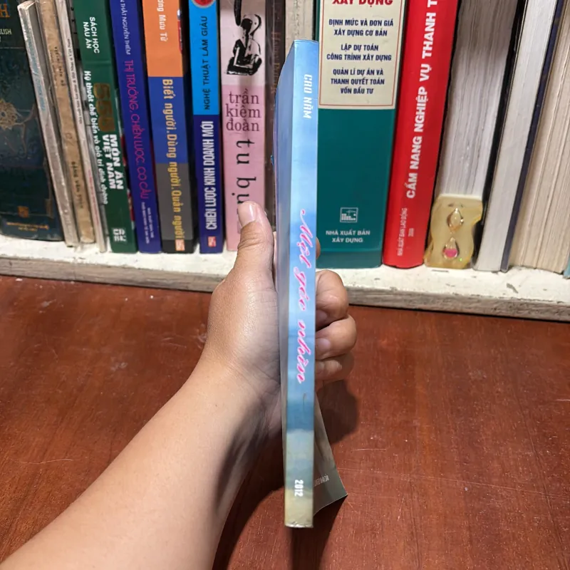 II Tiểu Luận Và Phê Bình: Một Góc Nhìn - Cao Năm - 2012 785589