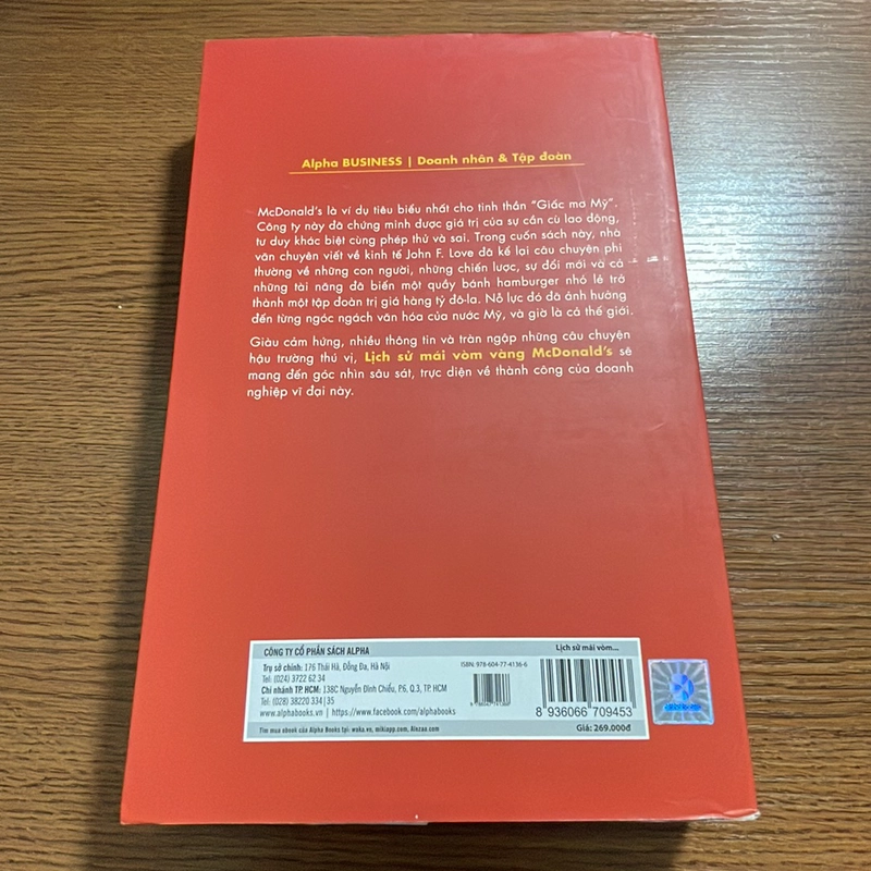 Lịch sử mái vòm vàng McDonald’s John F.Love 356719