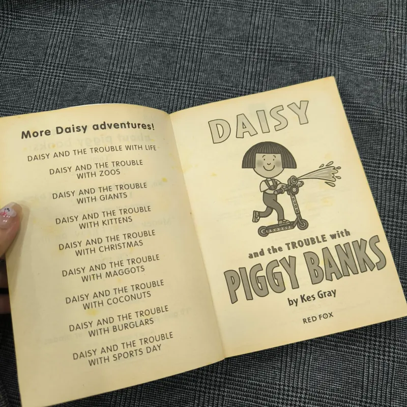 Daisy and the Trouble With Piggy Banks - Kes Gray 791378