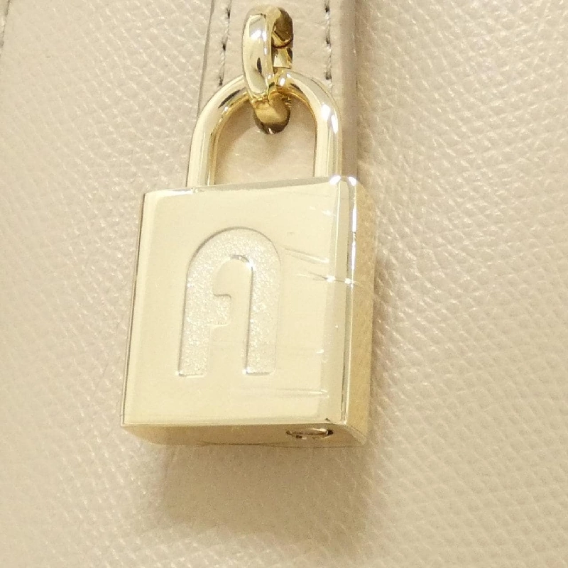 Túi xách PIPER WB01285 - Hàng hiệu Authentic 765694