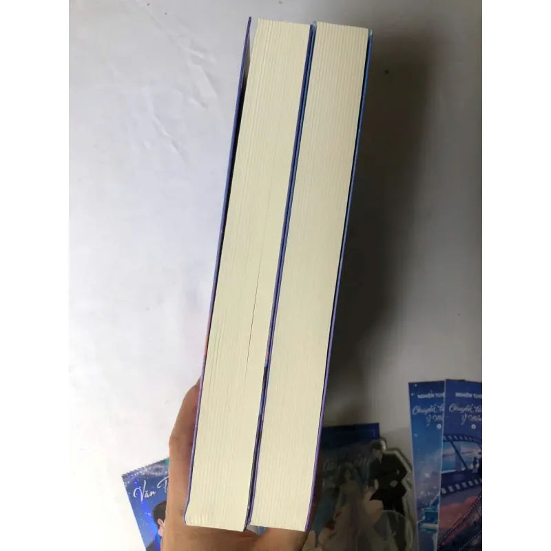 Trọn bộ 2 tập Chuyến Tàu Đêm Ỷ Mộng - Nghiêm Tuyết Giới (bản đặc biệt) 926836