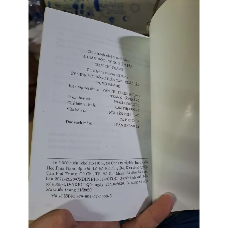 Luật thương mại (hiện hành) (sửa đổi năm 2017,2019) GIÁO TRÌNH, CHUYÊN MÔN HCM1008 577419