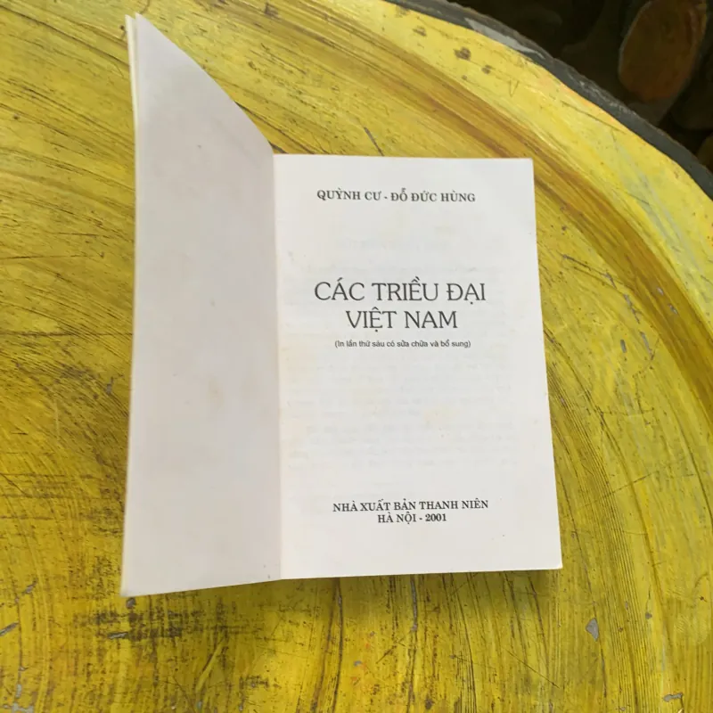 COMBO CÁC TRIỀU ĐẠI VIỆT NAM & CHUYỆN CÁC BÀ HOÀNG TRONG LỊCH SỬ VIỆT NAM 753481