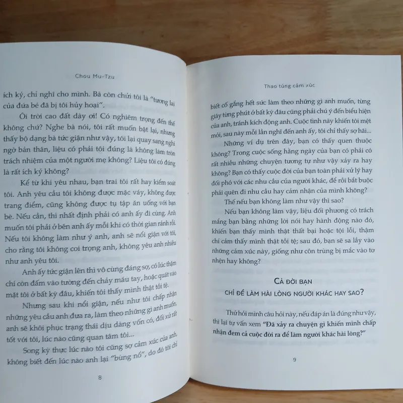 Thao Túng Cảm Xúc (Làm Sao Thoát Khỏi Chiếc Bẫy Vô Hình) - Chou Mu-Tzu 688602