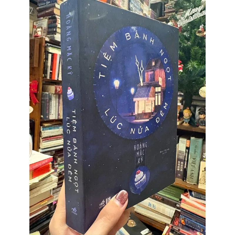 Tiệm bánh ngọt lúc nửa đêm - Hoàng Mặc Kỳ 726841