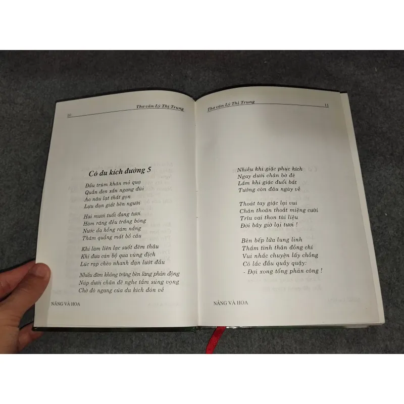 THƠ VĂN LÝ THỊ TRUNG 729613