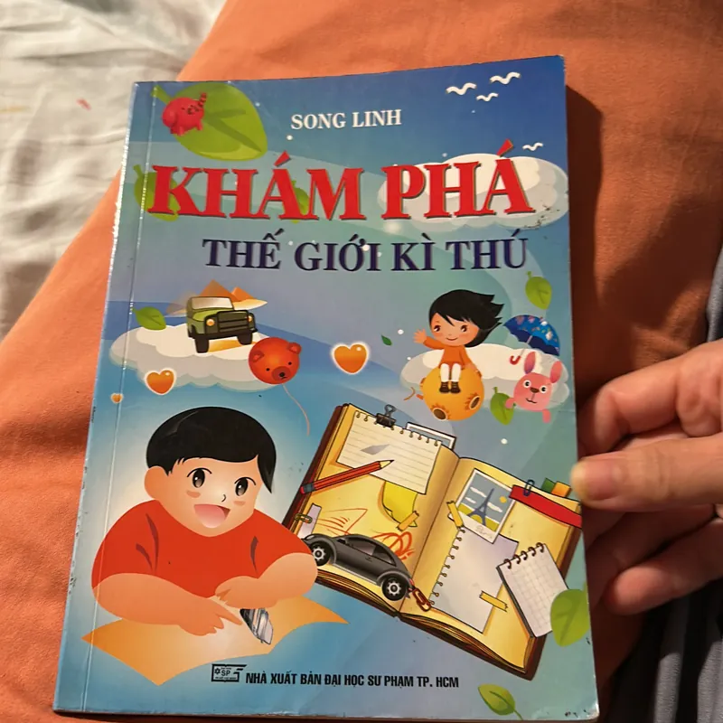 Sách cho bé - Khám phá thế giới kỳ thú 645897