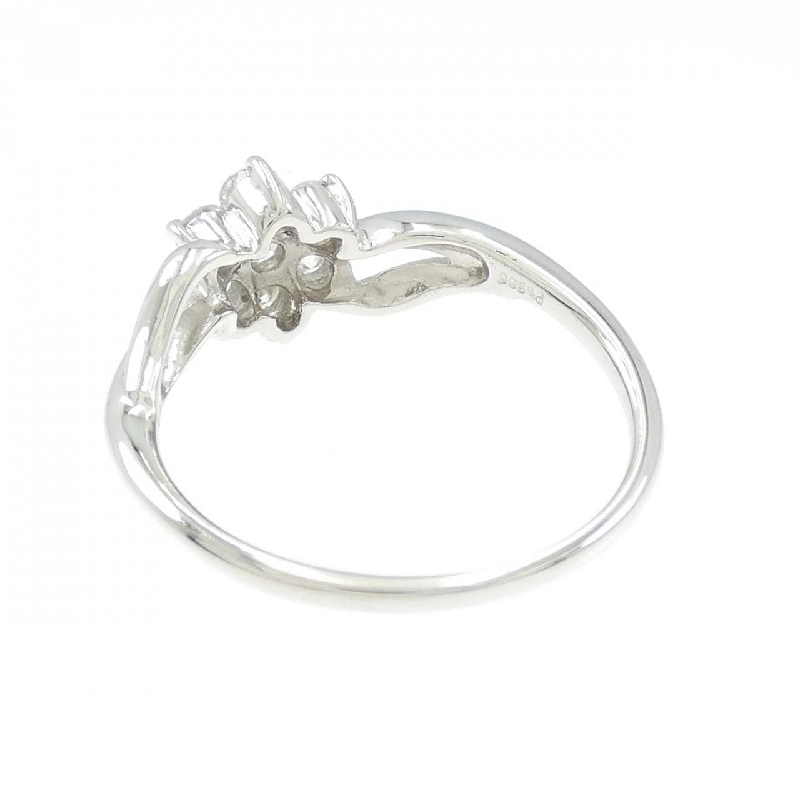 Nhẫn kim cương hoa PT900 0.30CT 671391