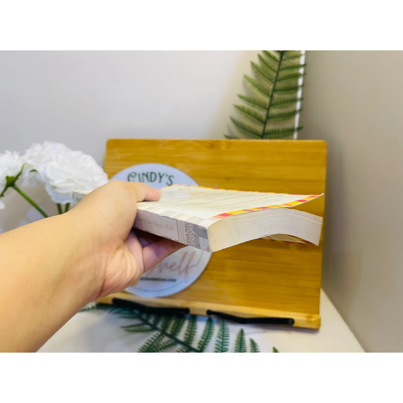 [Sách 2hand từ US] Like new 90% - Parenting with Pride - Latino Style 477975
