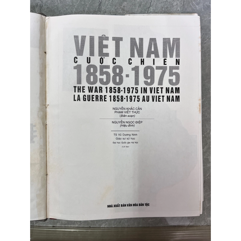 VIỆT NAM CUỘC CHIẾN 1858 - 1975 388136