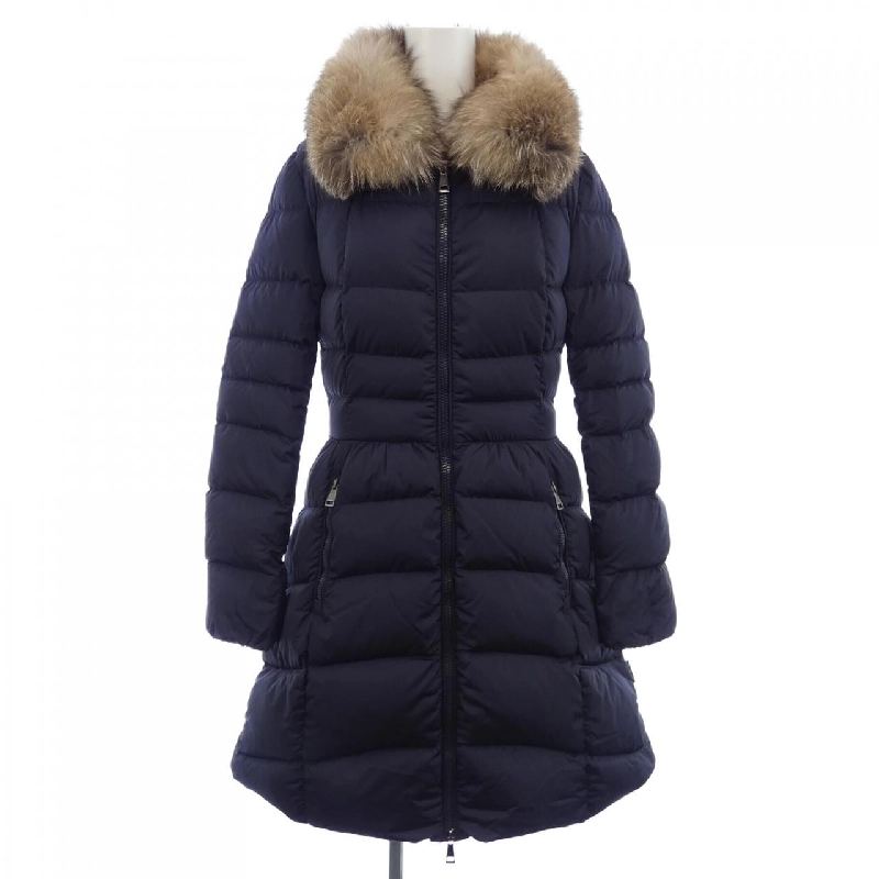 Áo khoác lông vũ MONCLER 633640
