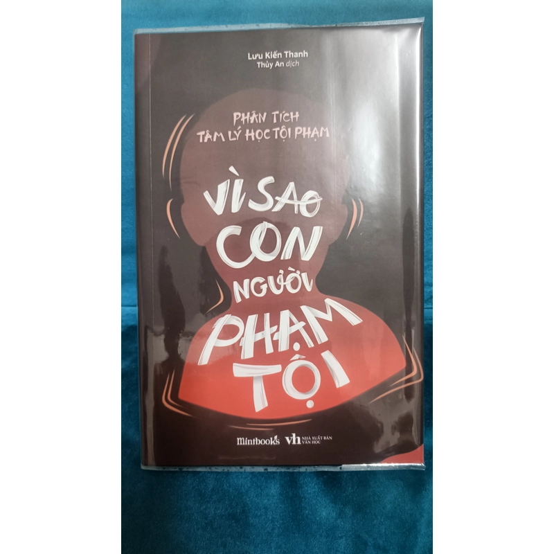 Pass lại sách mới 100% Tiki 40% giá bìa, có bọc Bookcare 305015