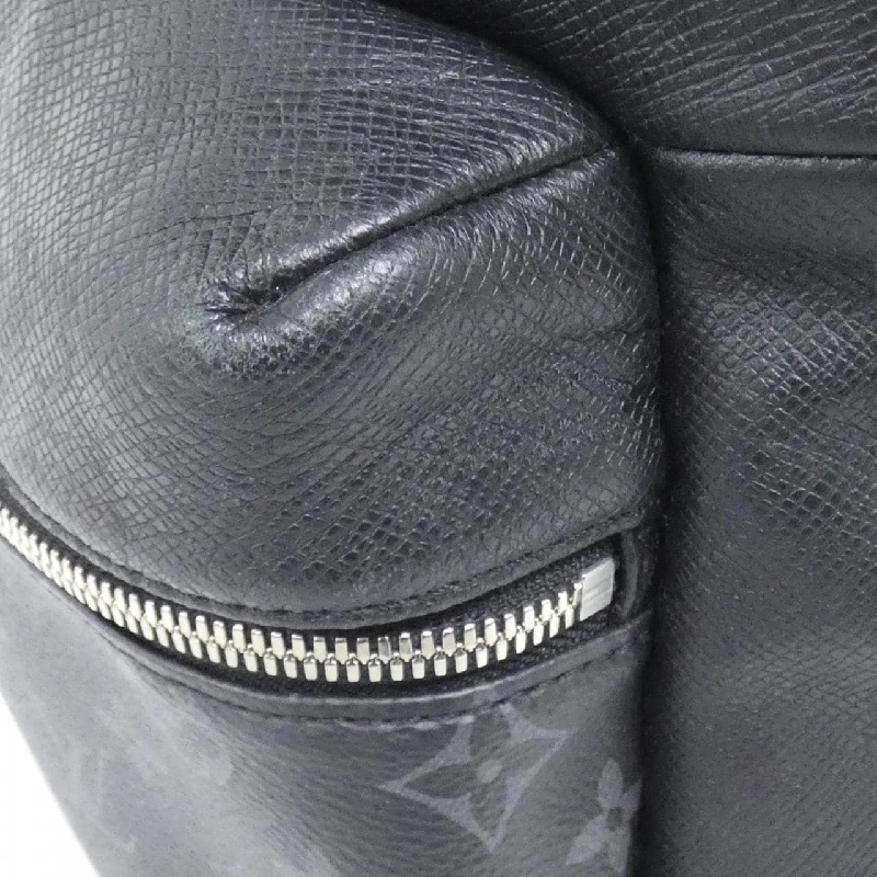 Balo Louis Vuitton Taiga Lama Discovery M30230 - Hàng hiệu Authentic 801350