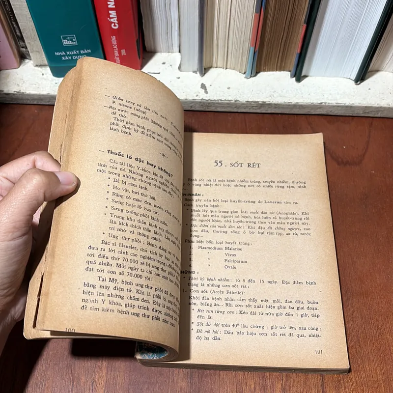 II Sách Xưa: Cẩm Nang Tân Y Học - Bác Sĩ Đinh Việt Thức - 1973 706745