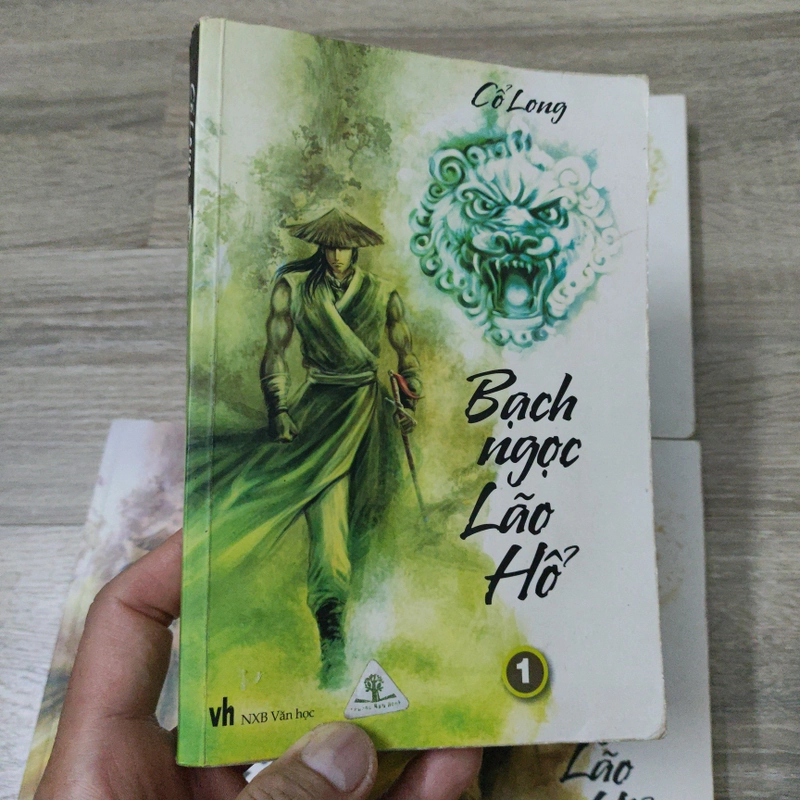 Bạch Ngọc Lão Hổ - 4 Tập - Cổ Long 484959