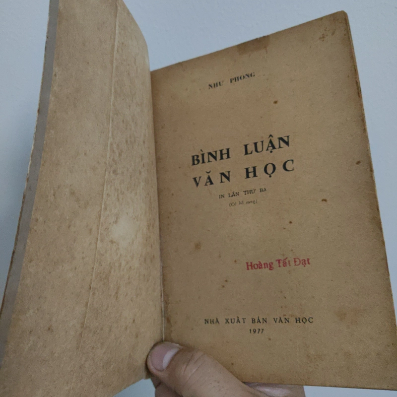Bình Luận Văn Học - Như Phong 492213
