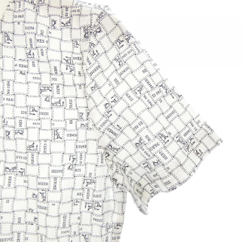 Áo thun HERMES BOLDUC AU CARRE 5E4645DK - Hàng hiệu Chính hãng 817937