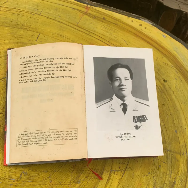 TỔNG TẬP ĐẠI TƯỚNG NGUYỄN CHÍ THANH ( hai cuốn)- nhiều tác giả  784181