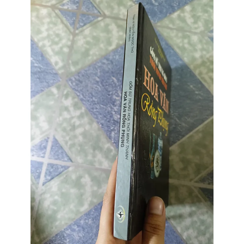 Gốm sứ Trung Hoa hoa văn Rồng Phụng - Nguyễn Ngọc Thơ 748813