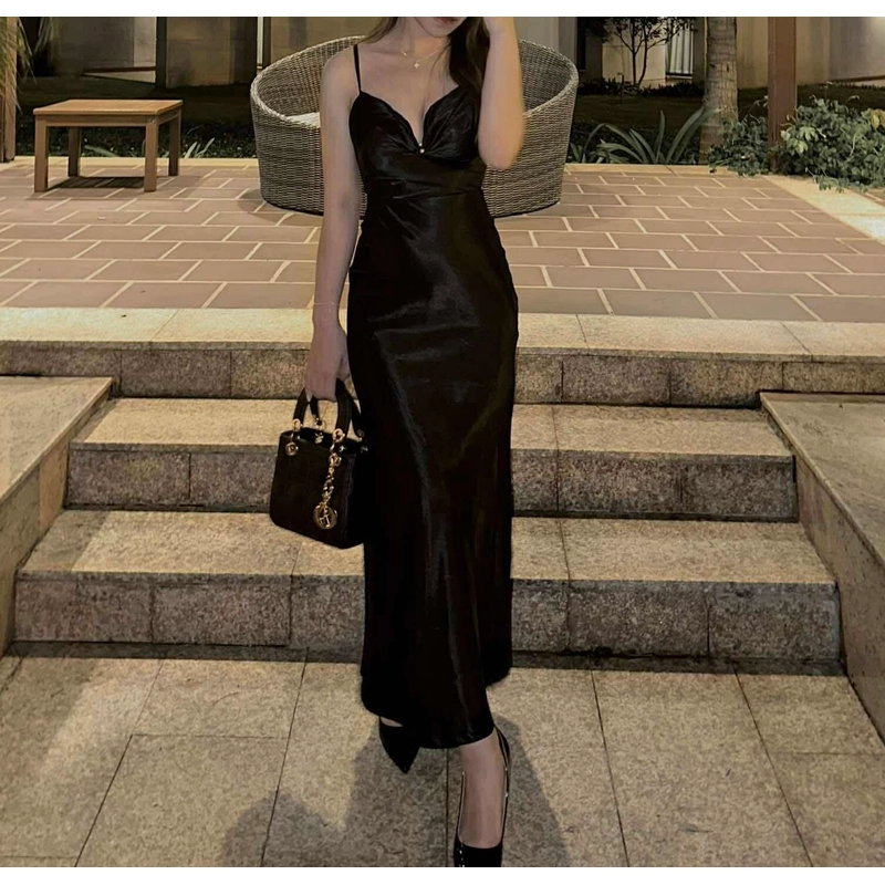 Váy lụa kiểu sexy size M chính hãng shop  544153