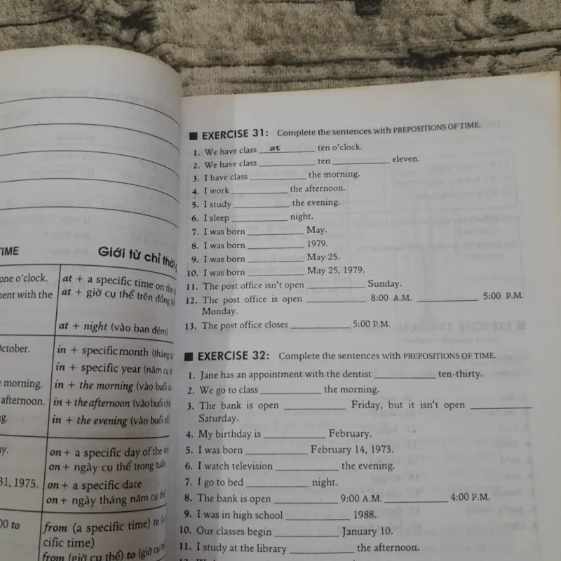 Ngữ pháp tiếng Anh SƠ CẤP - BASIC ENGLISH GRAMMAR. Tg. Betty Sch. Azar. Dịch Ng. Th. Yến 785278