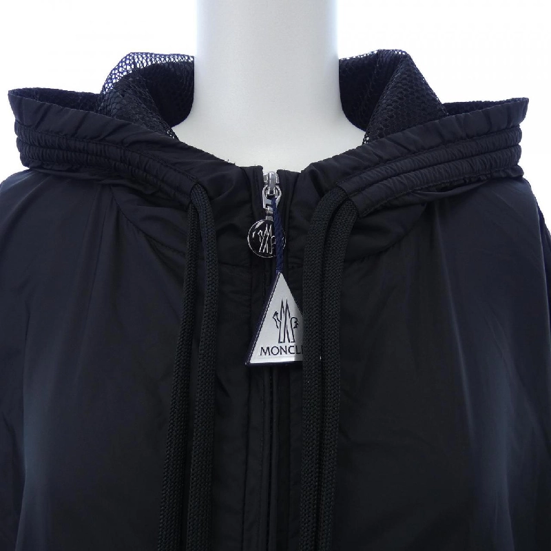 Áo khoác MONCLER - Hàng hiệu Authentic 825430