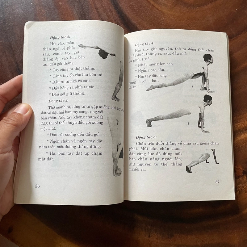 II Tựa sách: Tập Yoga _ Giảm Cân Trong Vòng 7 Ngày - Quỳnh Mai - 2007 446429