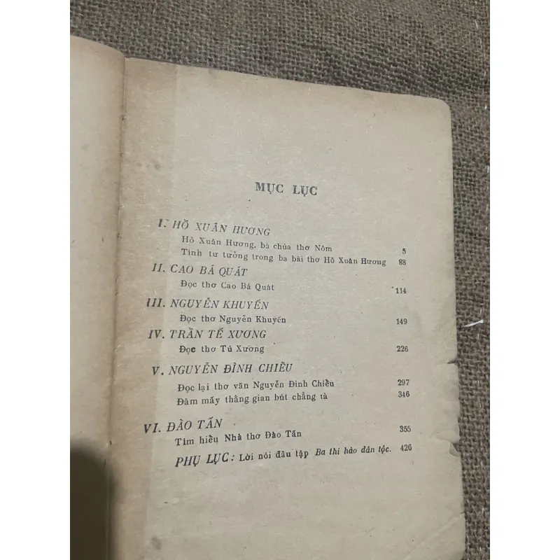 Các nhà thơ cổ điển - Xuân Diệu  707929