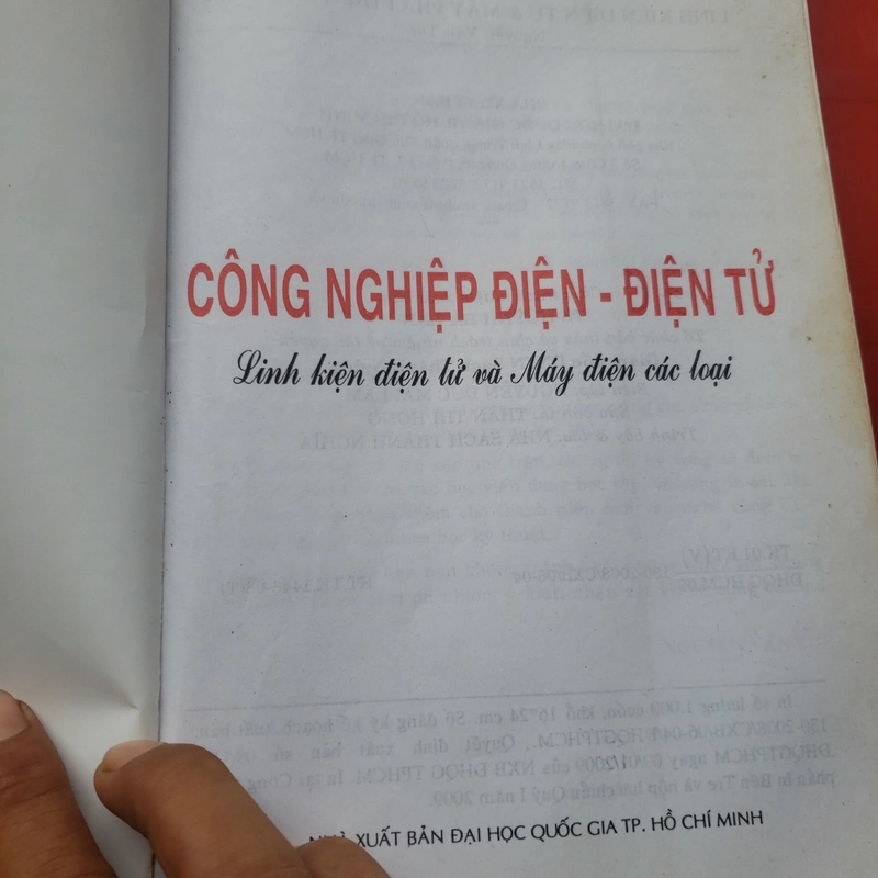 Công nghiệp điện và điện tử  541902