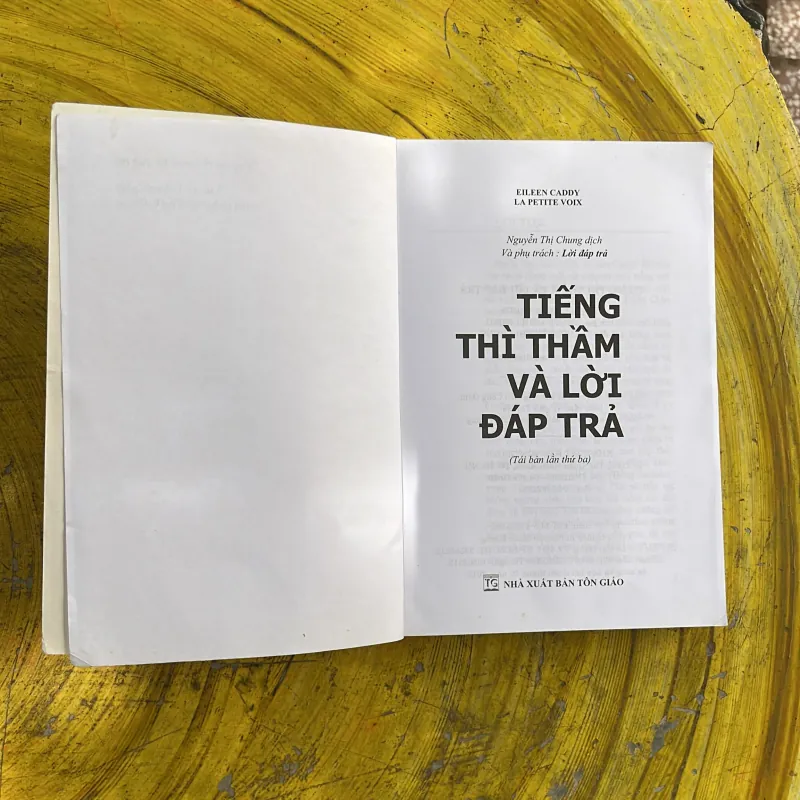 COMBO VÌ SAO CHÚNG TA TIN? & TIẾNG THÌ THẦM VÀ LỜI ĐÁP TRẢ 998186