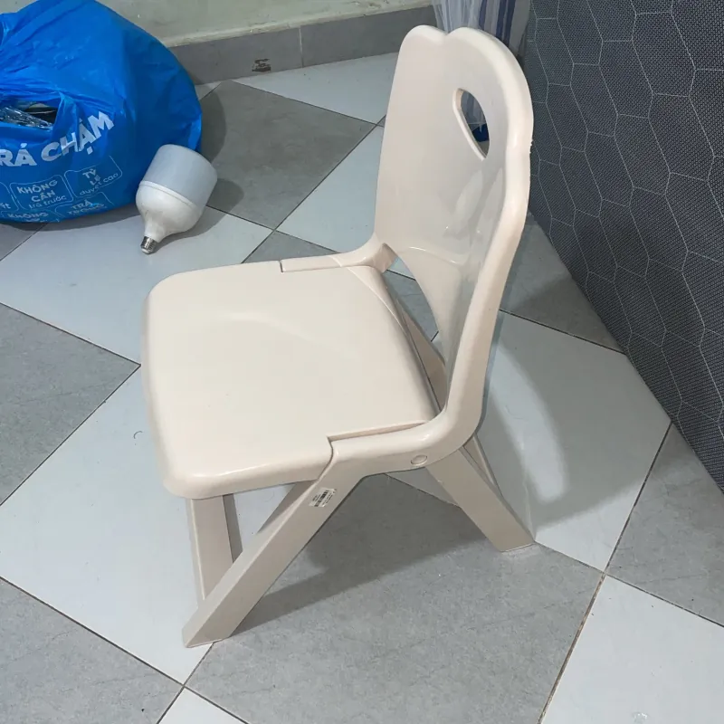 Ghế gấp Lamson Mart nhựa kem 783077