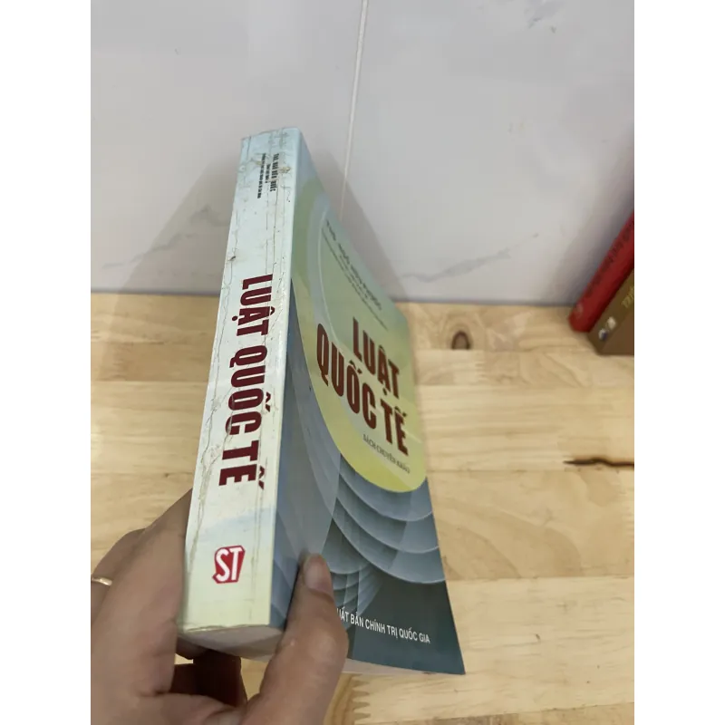 Luật Quốc tế  970419