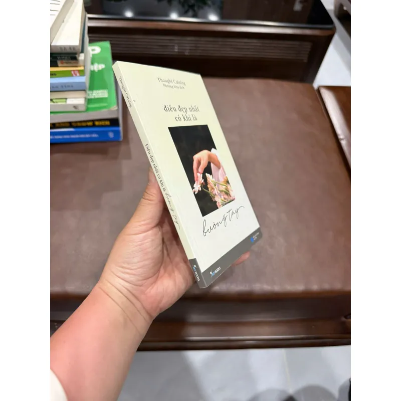 Điều Đẹp Nhất Có Khi Là Buông Tay – Thought Catalog | Bản Giao Hưởng Chữa Lành - K5 1034964