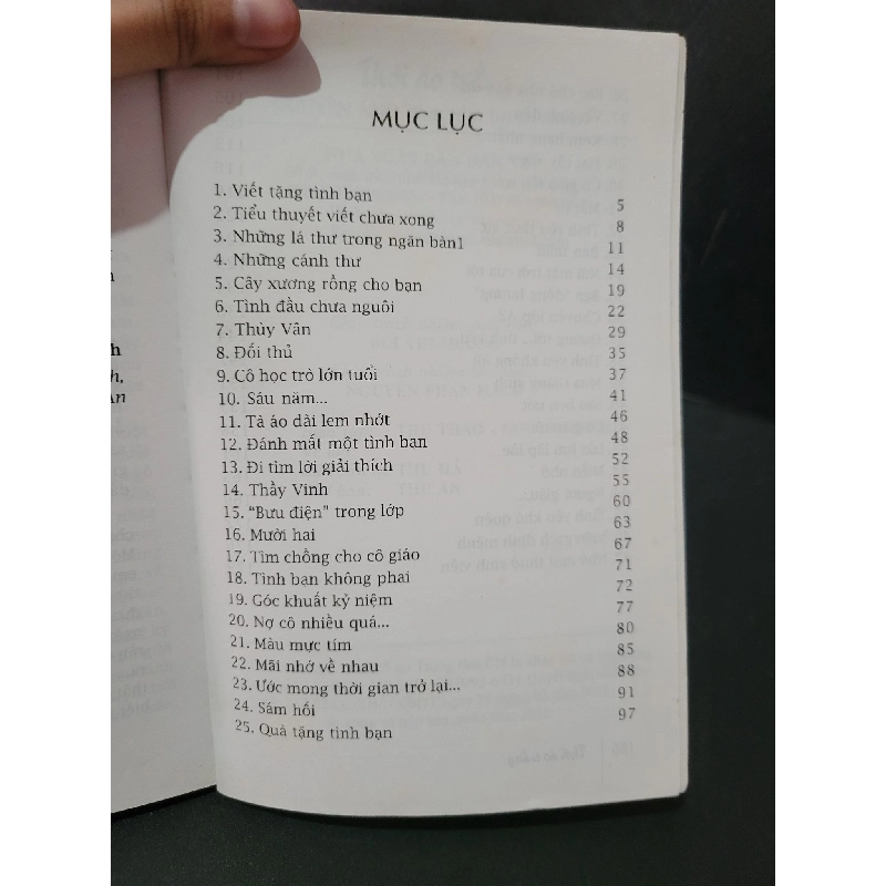 Thời áo trắng mới 90% bẩn bìa, ố nhẹ 2011 Nguyễn Ánh HCM1604 VĂN HỌC 918823