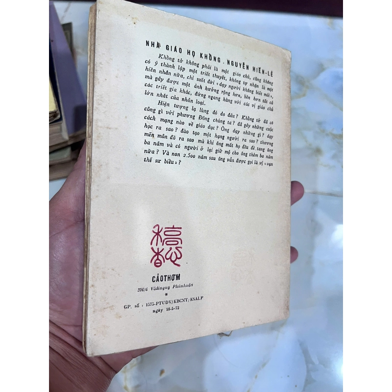 NHÀ GIÁO HỌ KHỔNG - NGUYỄN HIẾN LÊ 543875