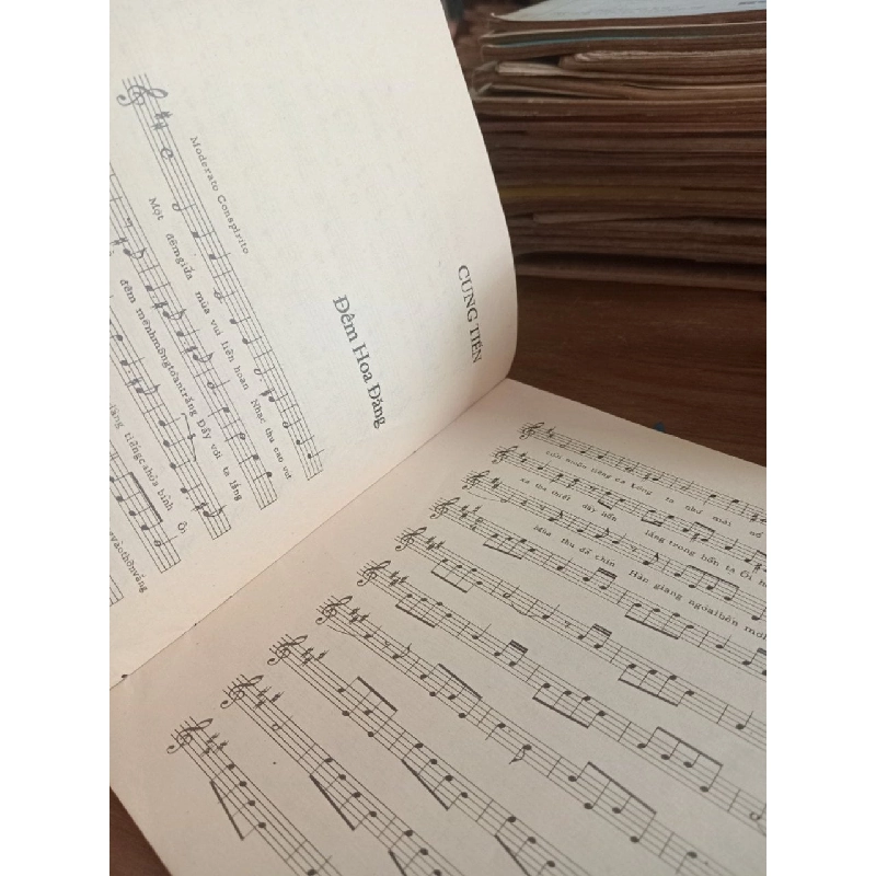 Nhạc quyển Tình ca - Tạ Tấn, Lương Ngọc Châu, Tử Phác và nhiều nhạc sĩ 976830