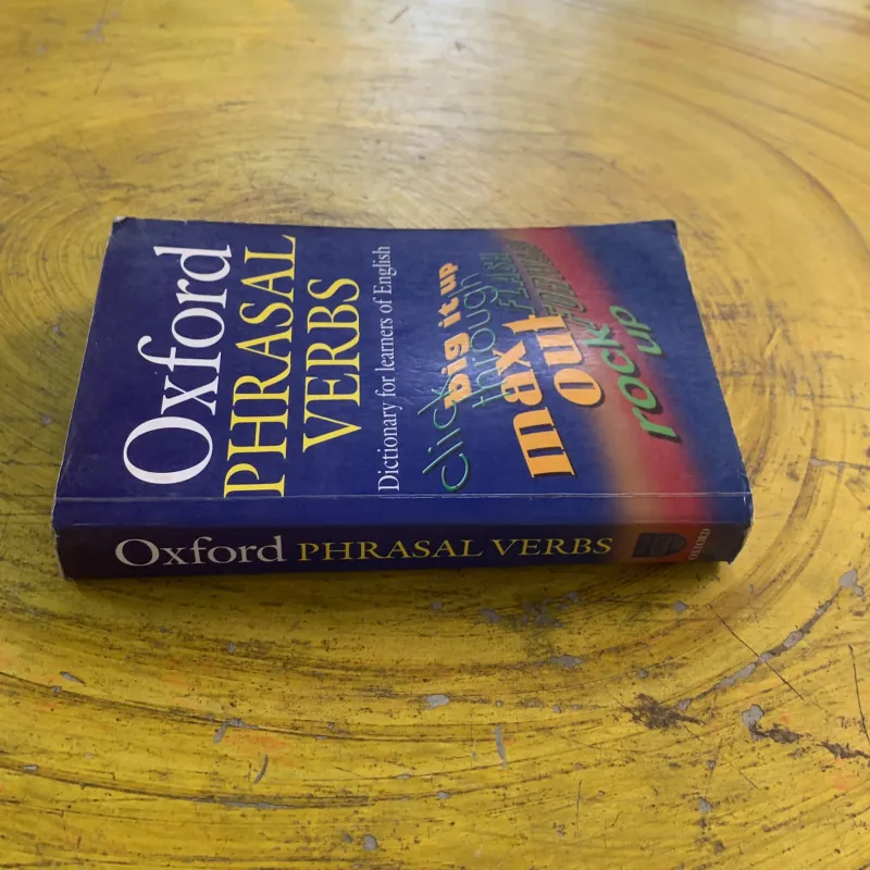 OXFORD PHRASAL VERBS DICTIONARY FOR LEARNERS OF ENGLISH  991284