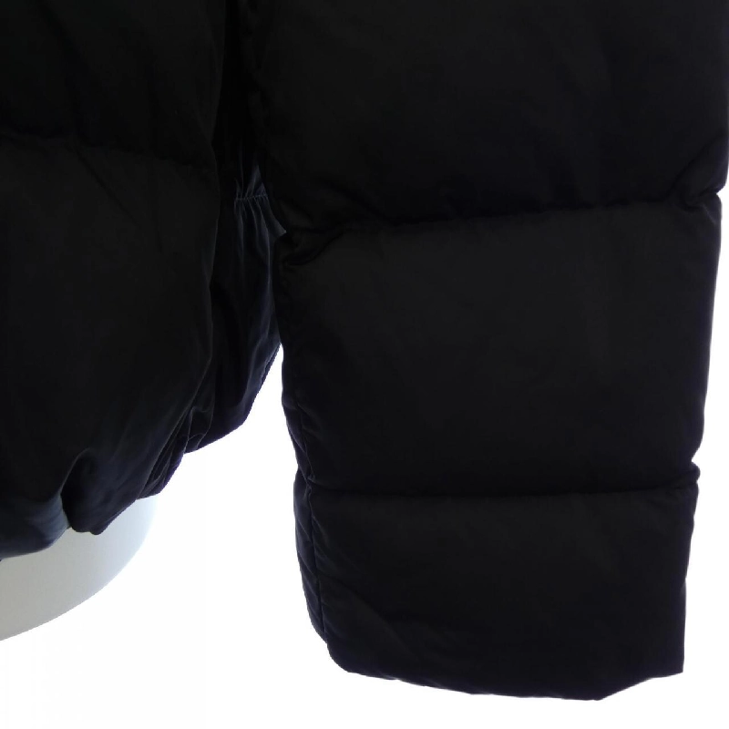 Áo khoác lông vũ MONCLER MEABAN 633223